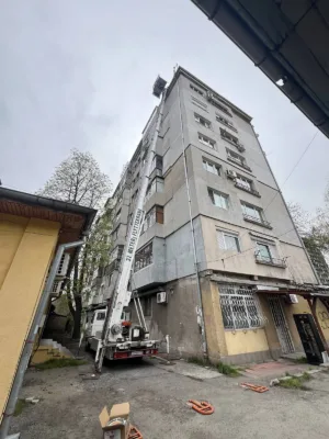 Строителен асансьор / хаспел Iveco